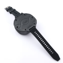Günlük yaşamda Parkinson kaynaklı titremeleri azaltan yenilikçi bileklik.